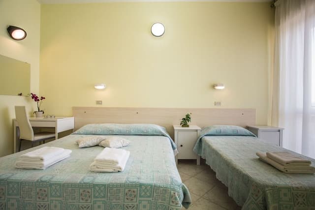 Triple Room, Balcony