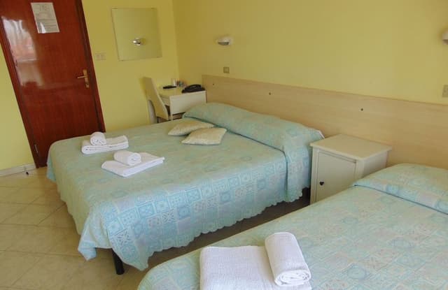 Triple Room, Balcony
