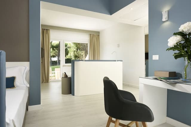Junior Triple Room