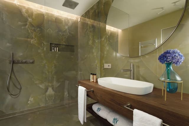 Junior Suite, Lake View