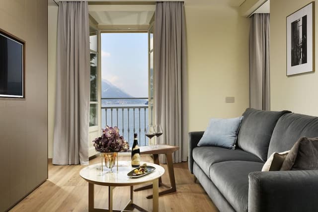 Exclusive Suite, 1 Bedroom, Lake View