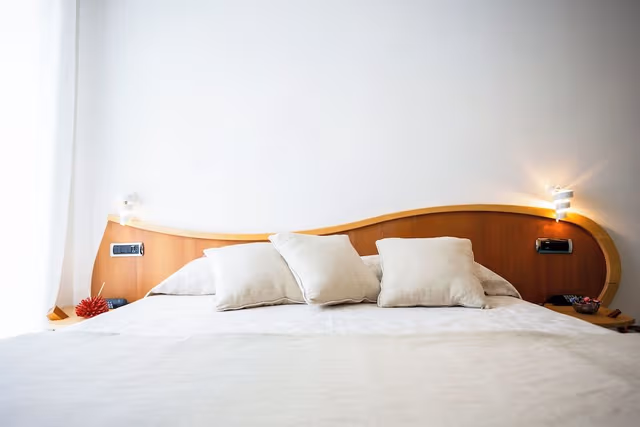 Deluxe Double Room, 1 Double Bed, Non Smoking, Mountain View