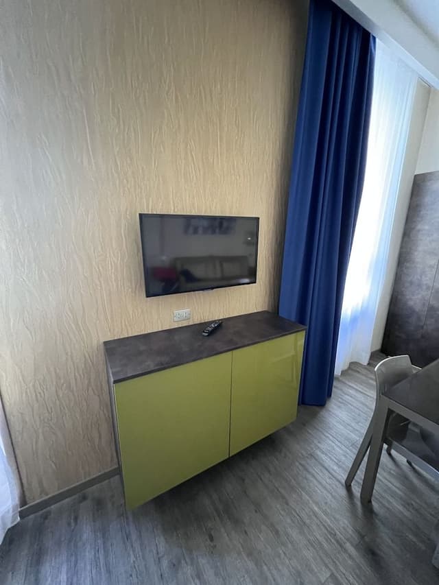 Superior Studio (3 Adulti)