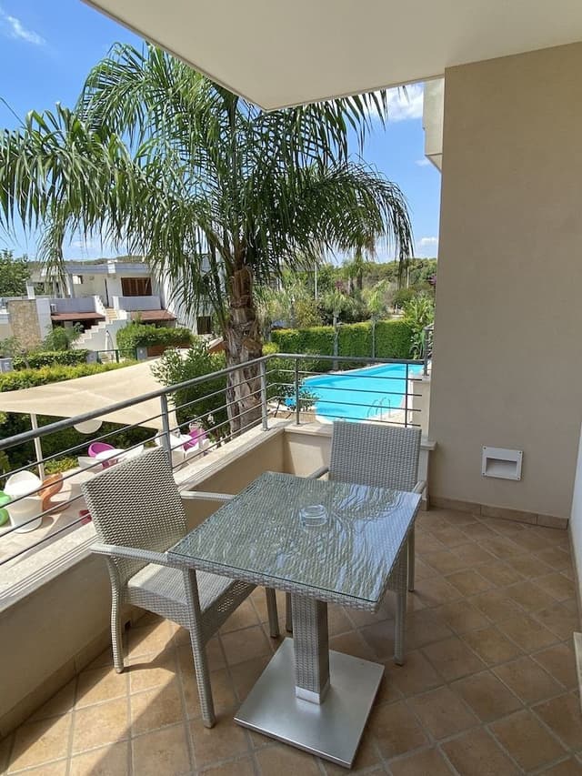 Suite, Balcony