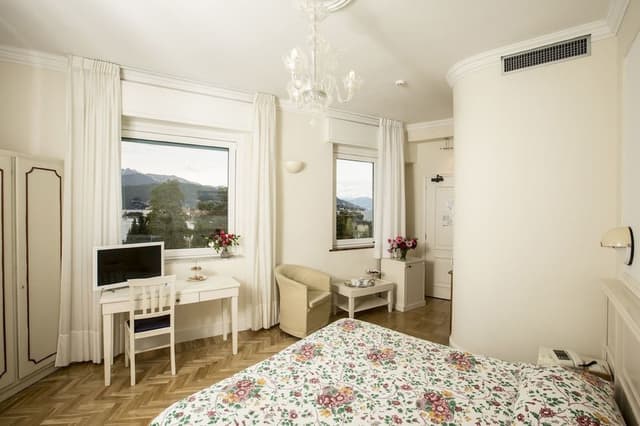 Comfort Double or Twin Room