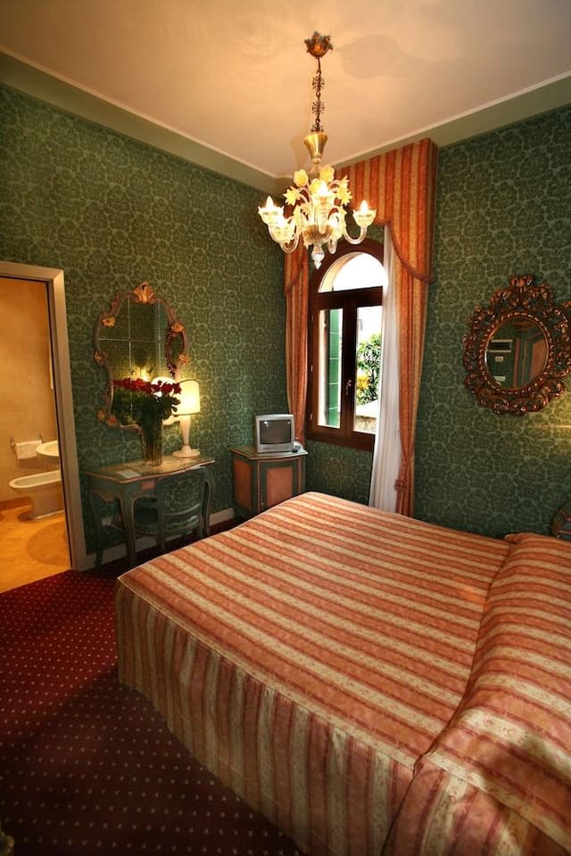 Superior Double or Twin Room, Non Smoking