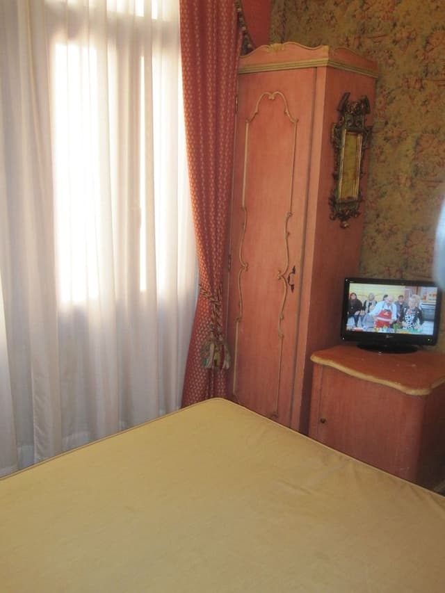 Economy Double or Twin Room