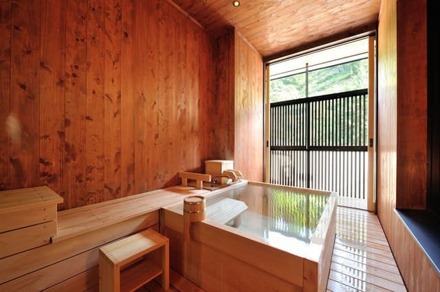Deluxe Room with Tatami Area (Open-Air Bath) - Disability access