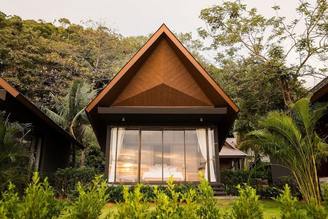 Paradise Beachfront Villa