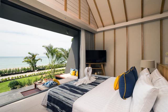 Paradise Beachfront Villa