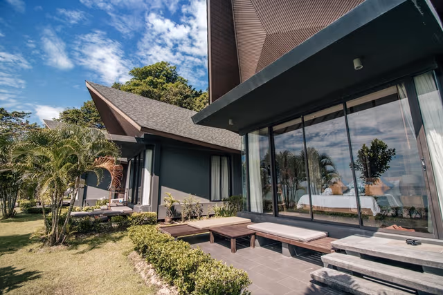 Paradise Beachfront Villa
