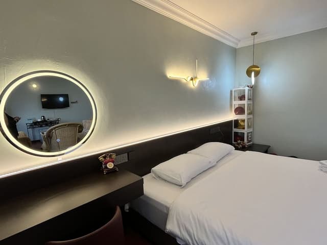 Honeymoon Suite, 1 Queen Bed, Non Smoking