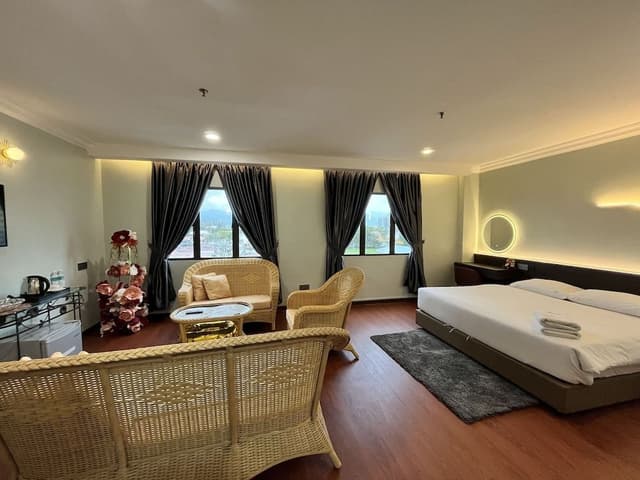 Honeymoon Suite, 1 Queen Bed, Non Smoking