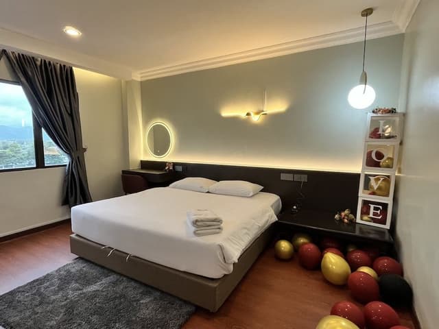 Honeymoon Suite, 1 Queen Bed, Non Smoking