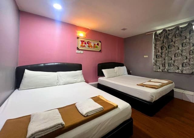 Quadruple Room, 2 Queen Beds