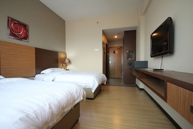 Premier Deluxe Room (Twin)