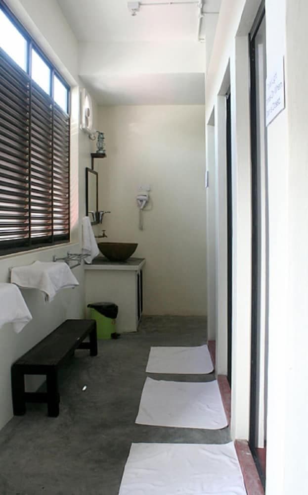 Superior Double (Shared Bathroom)