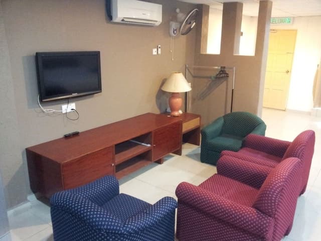 Suite (4 Adult + 3 Child - no extra bed)