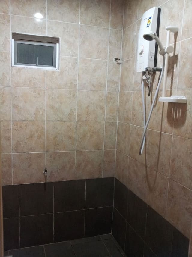 Suite (4 Adult + 3 Child - no extra bed)