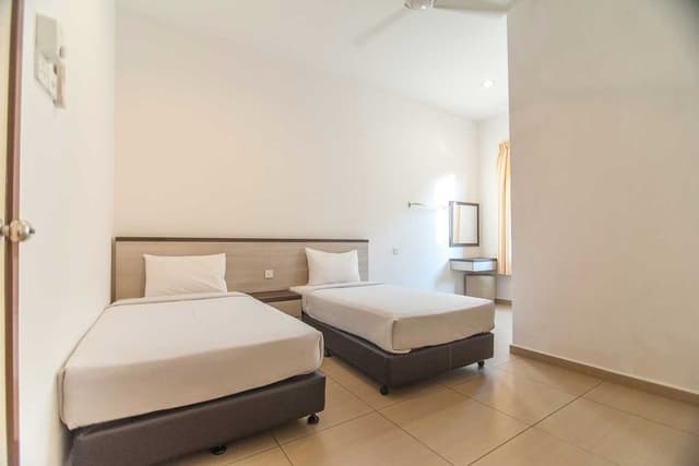4 Bedroom Corner Double Storey House