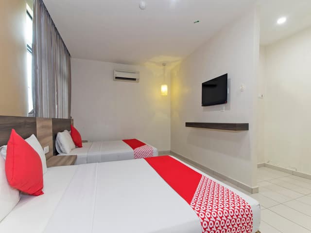 Standard Family Room