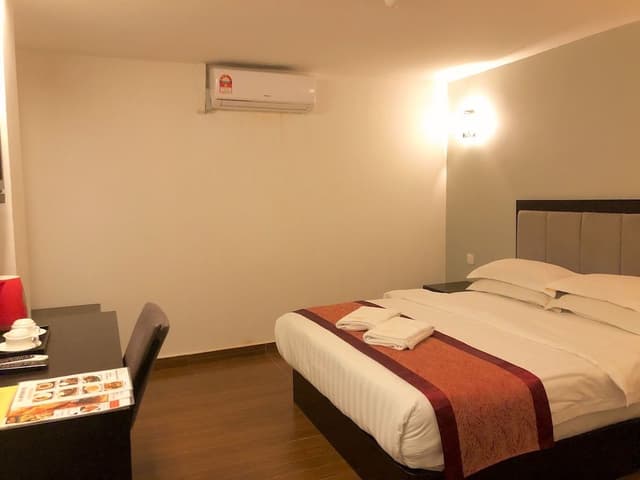 Standard Double Room, 1 Queen Bed