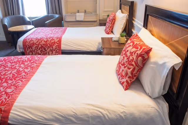 Standard Twin Room