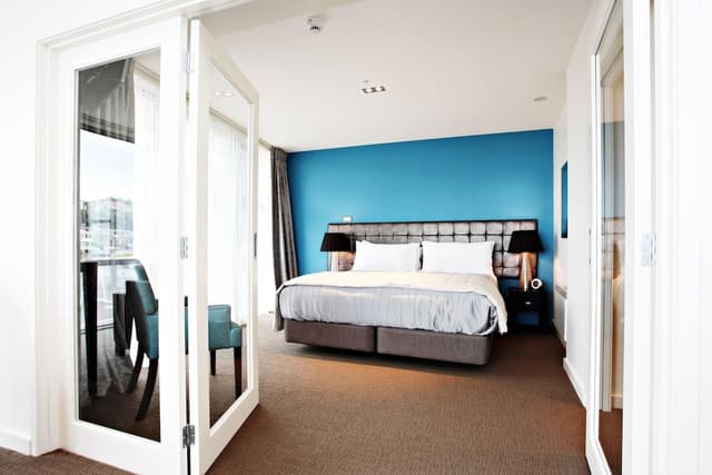 Luxury Ocean View Suite
