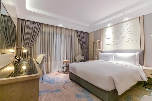Standard King Room