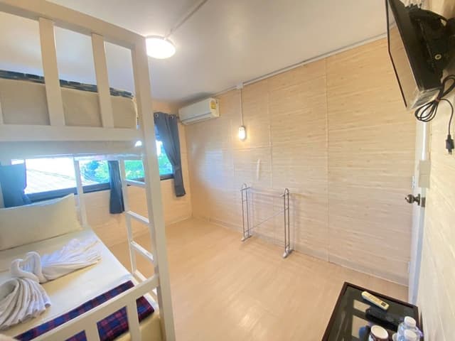 Room, Women only, Non Smoking, Shared Bathroom