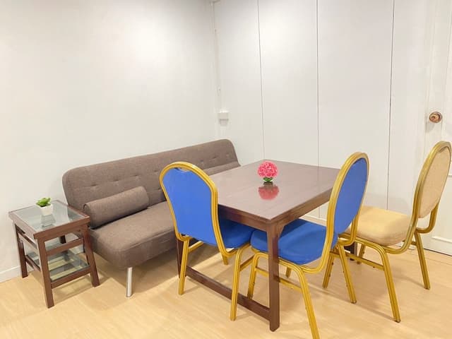 Room, Women only, Non Smoking, Shared Bathroom