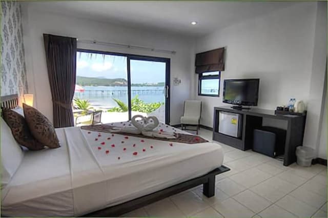 Deluxe Double Room - Beach Front
