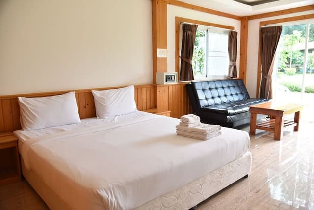 Garden view room
