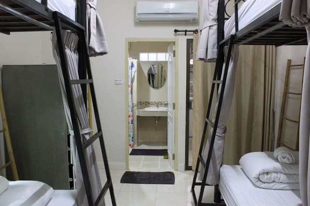 Private 4 Bunk Bed
