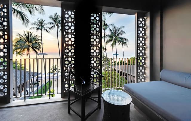 Deluxe Beachfront