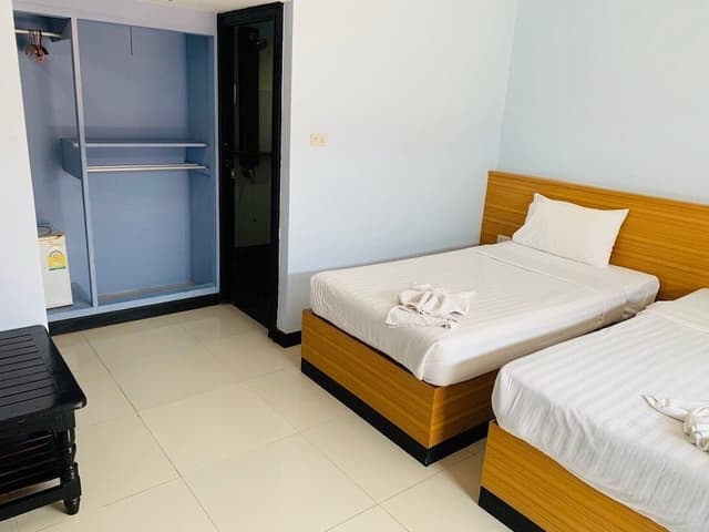 Economy Twin room