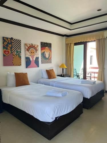 Twin Room with Pool View - Top Floor