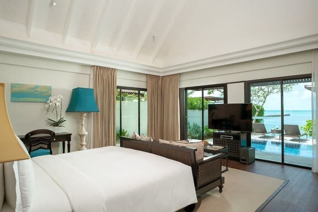 Club Villa, 1 King Bed, Beachfront (Pool)