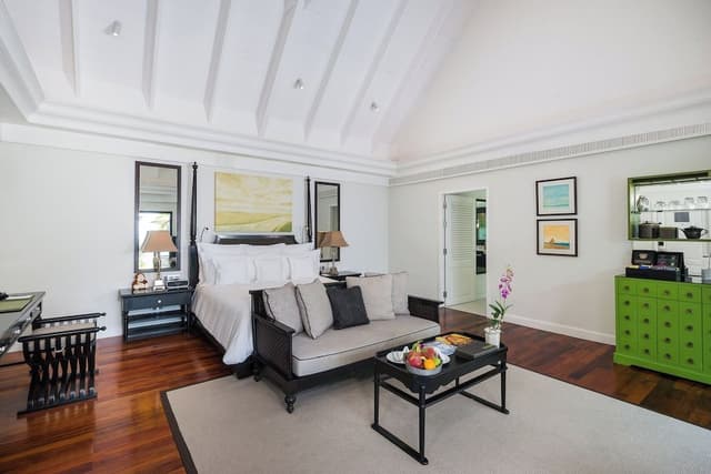 Club Villa, 1 King Bed, Beachfront (Pool)
