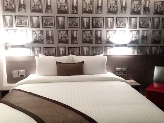 Executive Room