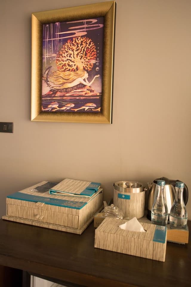 Horizon Pool Access Room King Bed