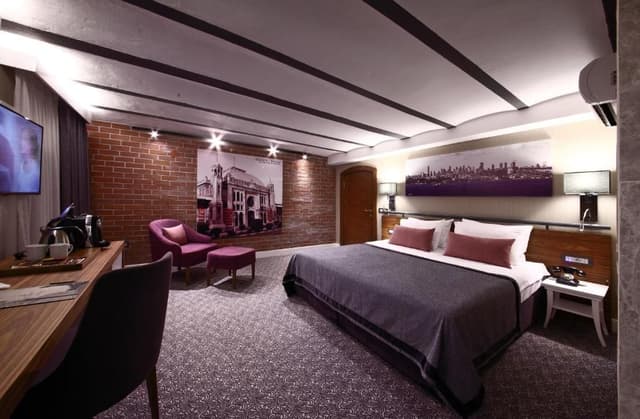 Executive Suite