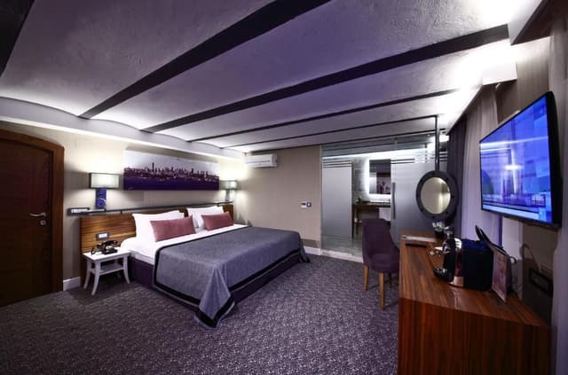 Executive Suite