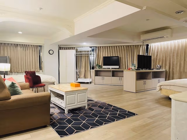 Executive Suite