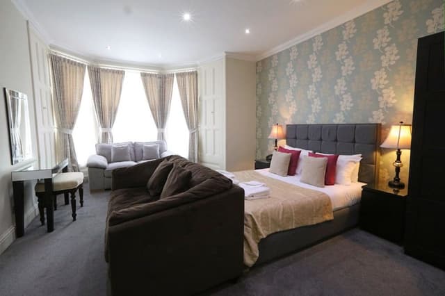 Executive Suite