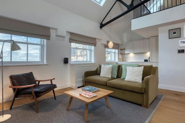 Suite, 1 Bedroom, City View