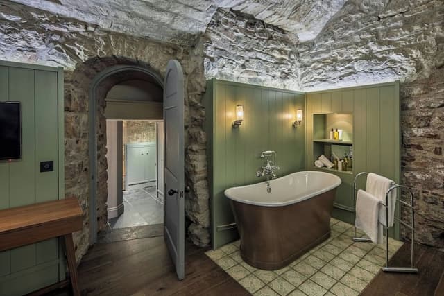 Suite, 2 Bedrooms