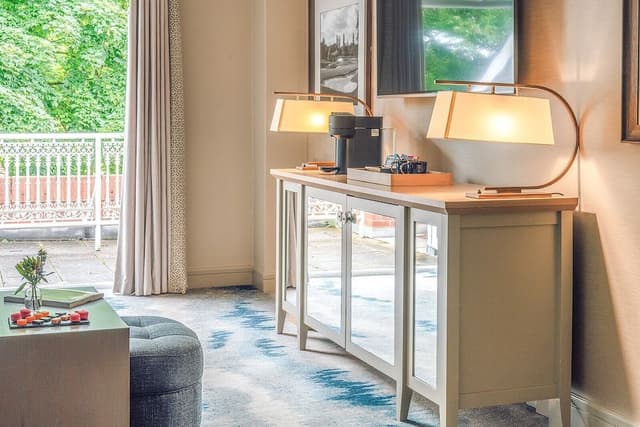 Signature Suite