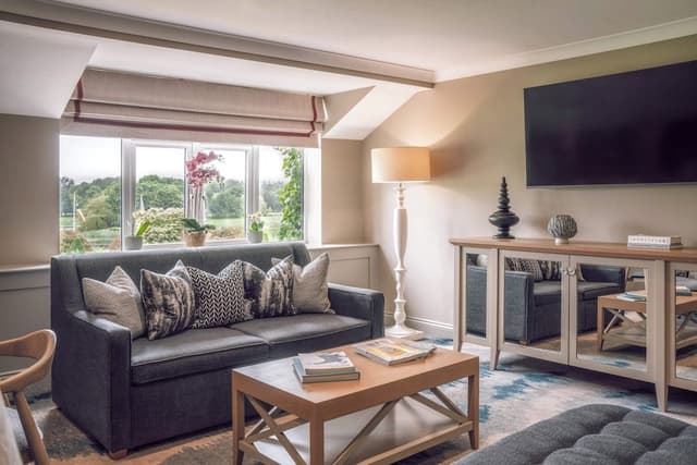 Manor House Suite