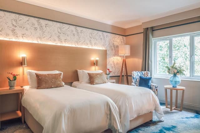 Signature Twin Room